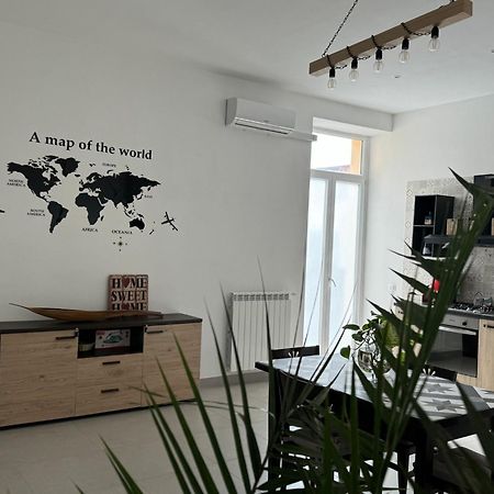 Home Sweet Home Torre Annunziata Exterior foto